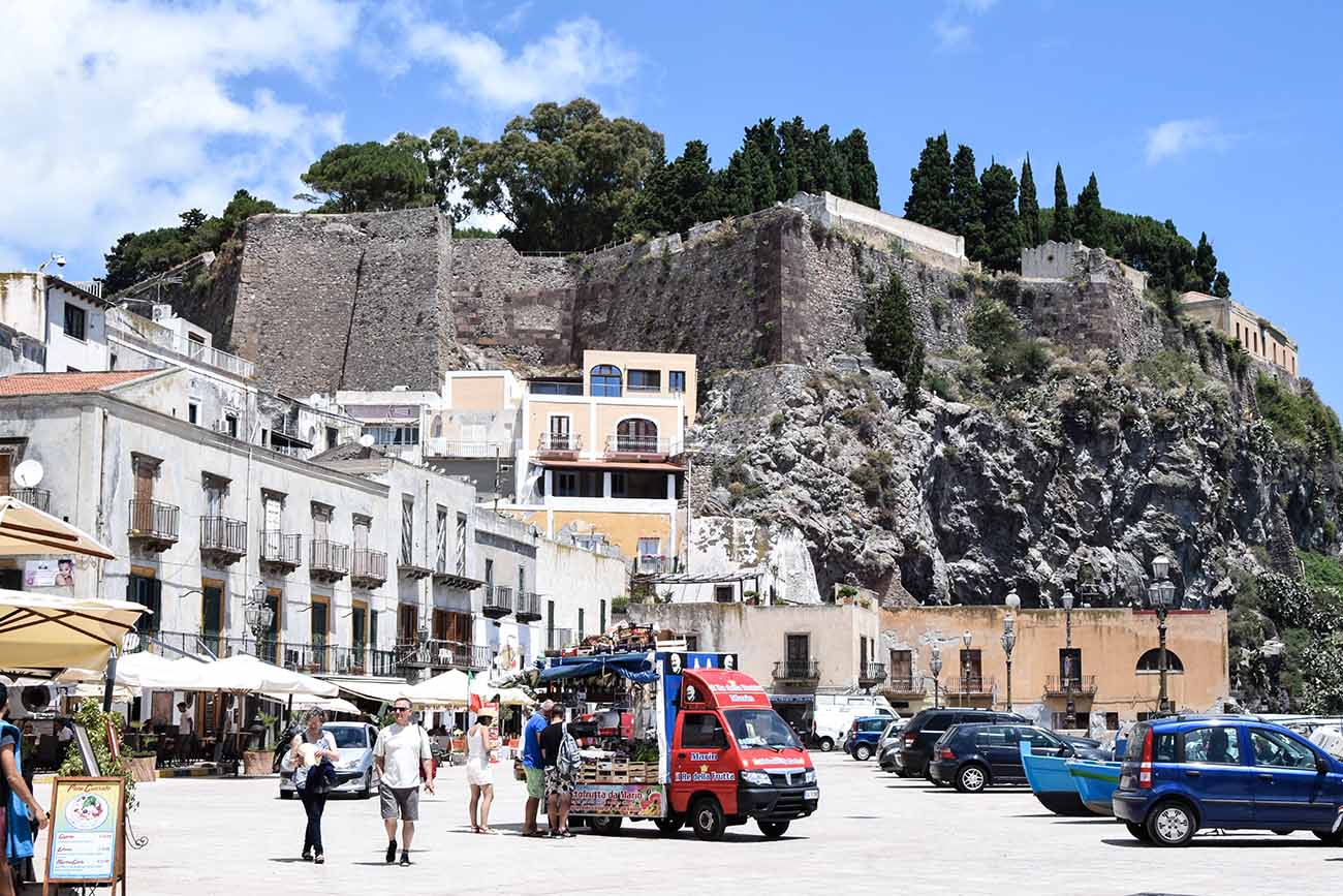 Porquoi visiter Lipari | Villa Sea Rose